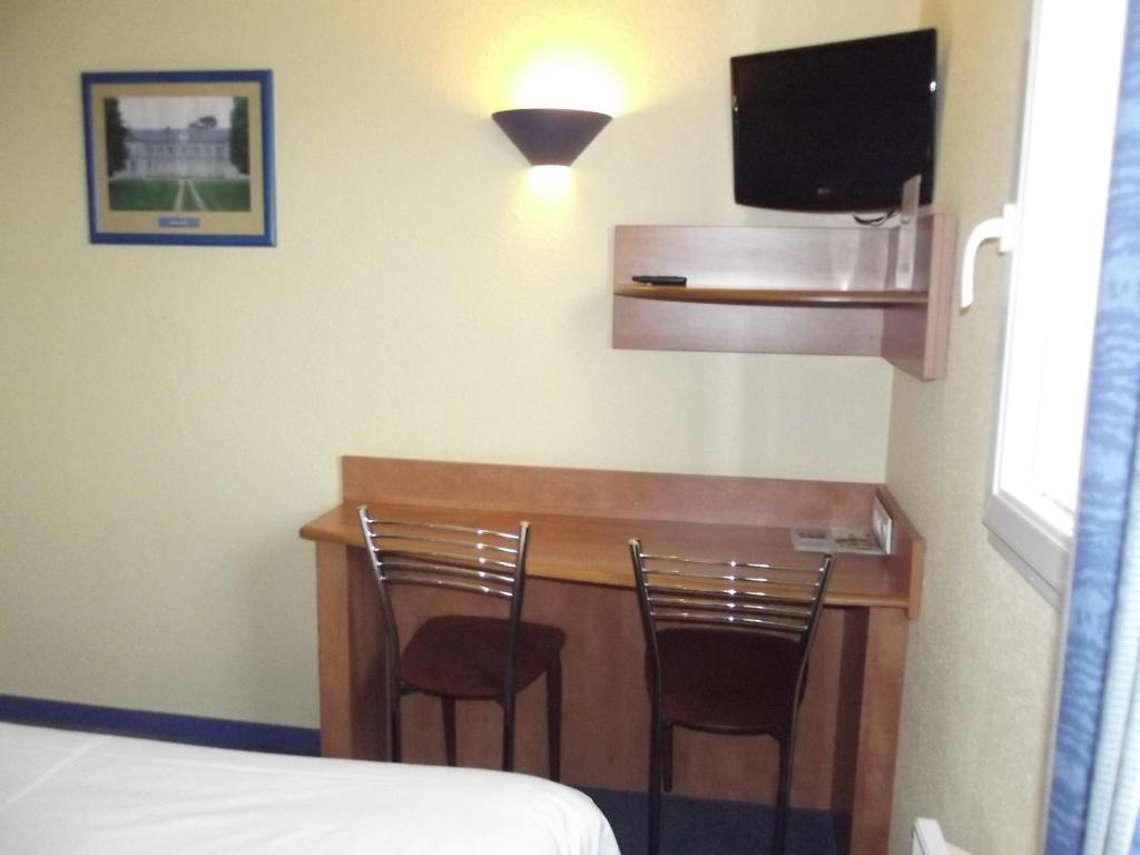 Armony Hotel Bourg-Achard Pokoj fotografie